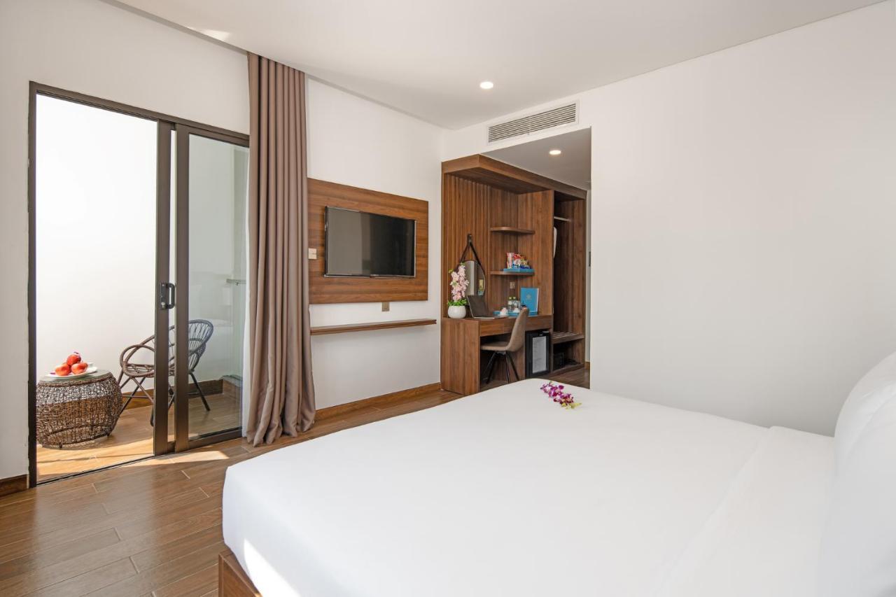 Gold Plaza Hotel Da Nang Bagian luar foto