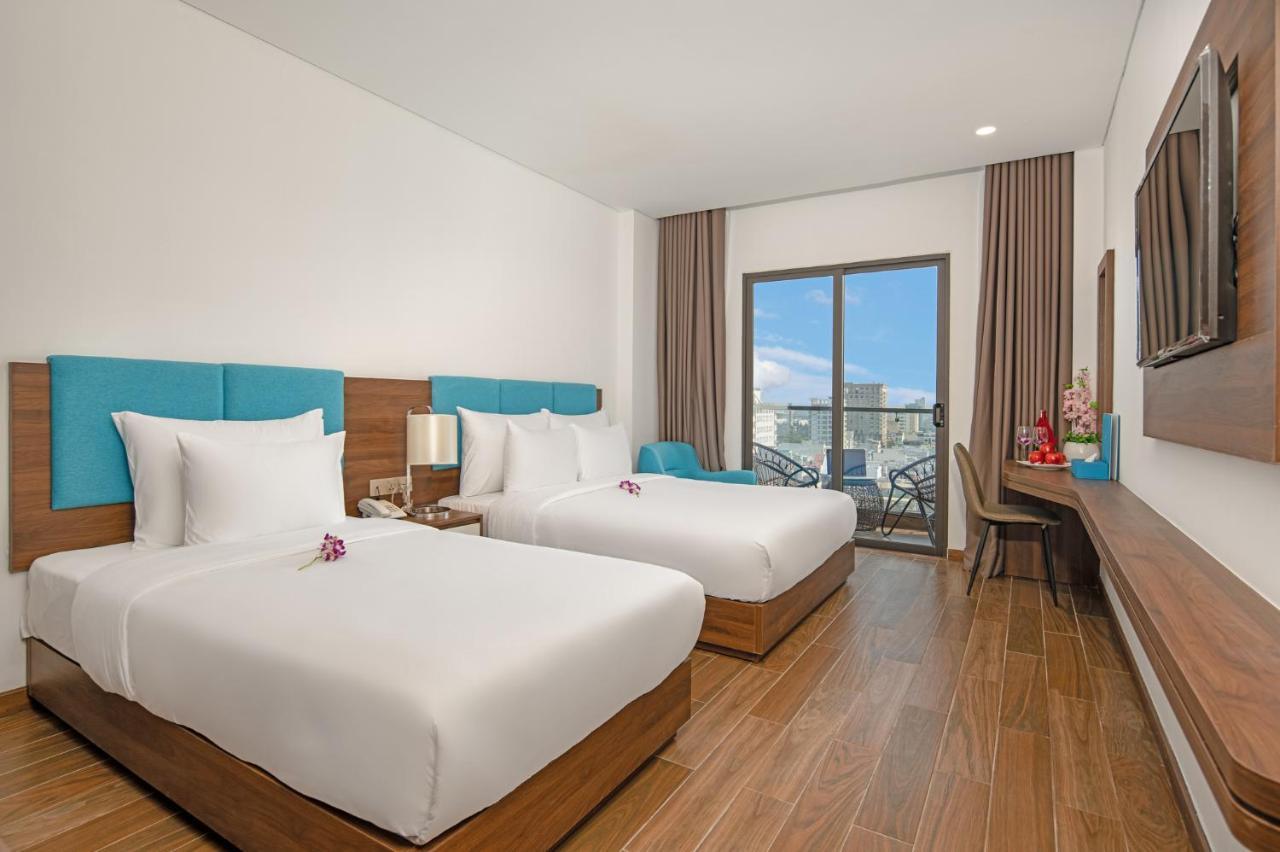 Gold Plaza Hotel Da Nang Bagian luar foto