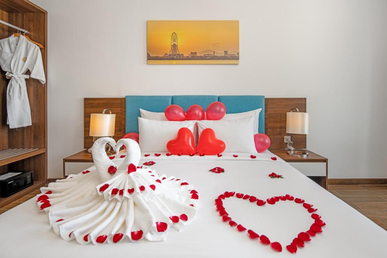 Gold Plaza Hotel Da Nang Bagian luar foto