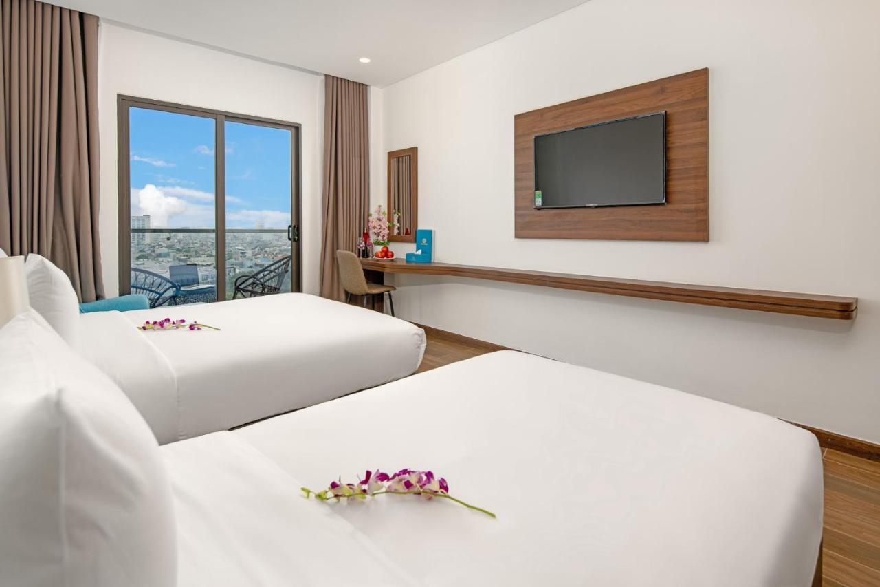Gold Plaza Hotel Da Nang Bagian luar foto