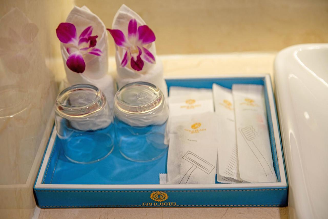 Gold Plaza Hotel Da Nang Bagian luar foto