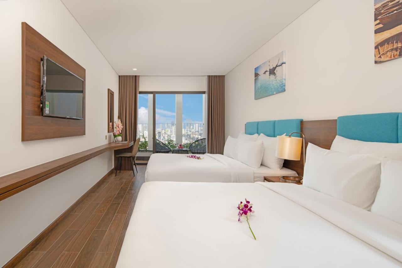 Gold Plaza Hotel Da Nang Bagian luar foto