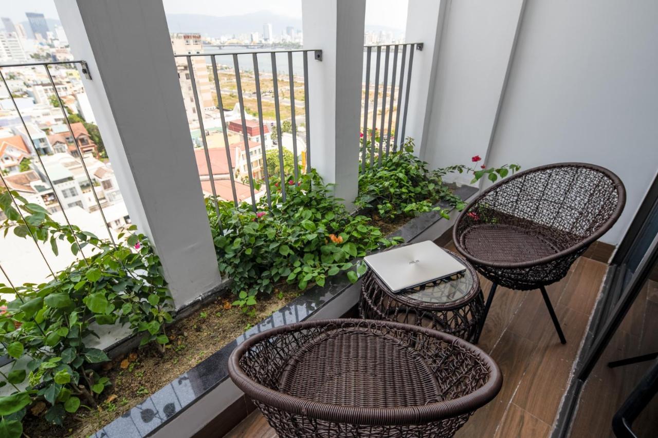 Gold Plaza Hotel Da Nang Bagian luar foto