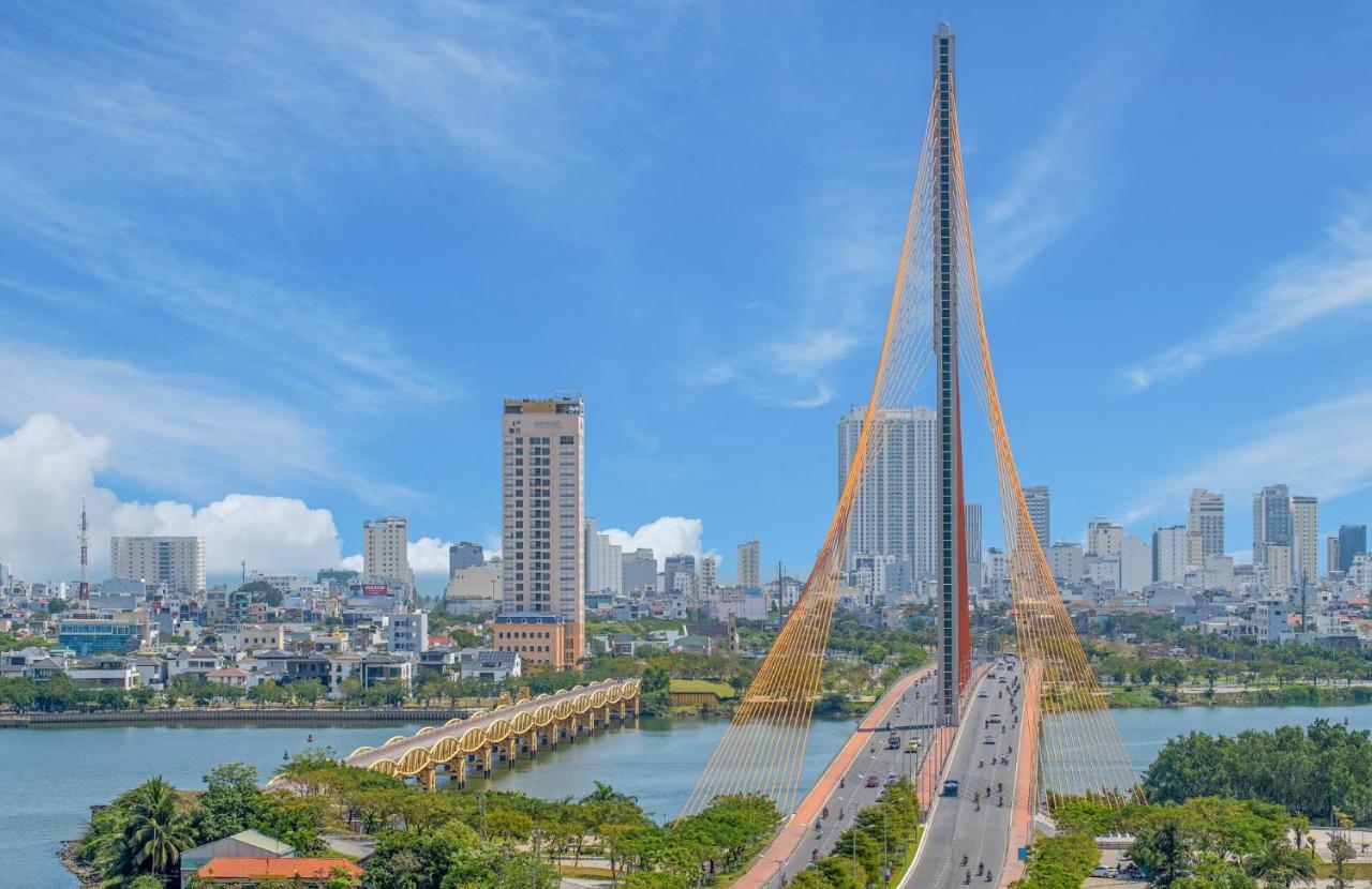 Gold Plaza Hotel Da Nang Bagian luar foto